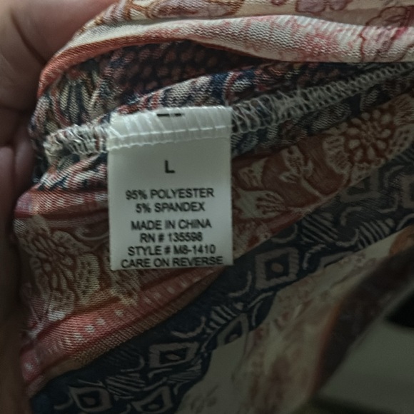 NWT. Woman’s CURE. mesh Kimono in a red / tan floral pattern. Size L. - Picture 16 of 16